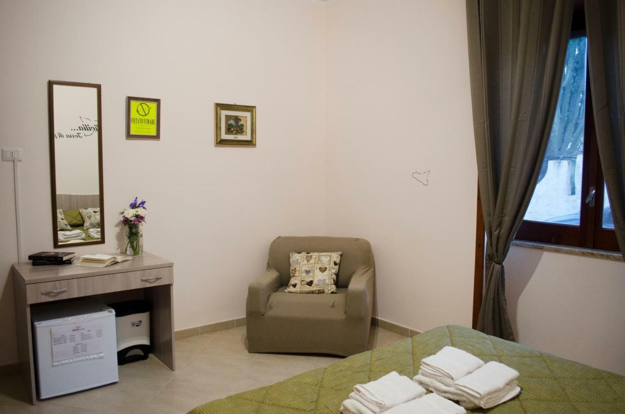 B&B Al Pilone Messina Esterno foto